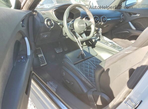 TRUTECFV1L1002136 2020 AUDI TT White Вид панелі приладів