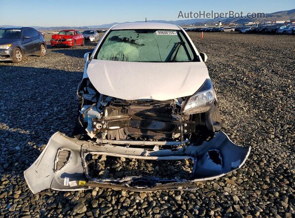 VNKKTUD30GA065180 2016 TOYOTA YARIS Белый Вид спереди