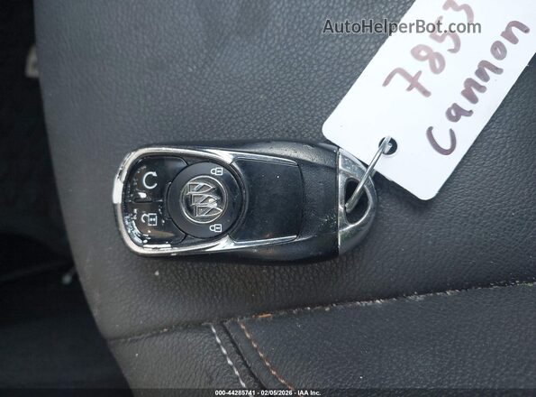 W04GP6SX7J1048219 2018 BUICK REGAL Черный Вид панели приборов