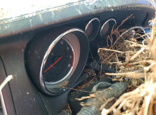 W04WH3N54JG014012 2018 BUICK CASCADA Бордовый Вид щитка приборов