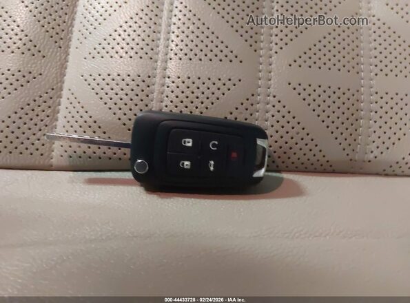 W04WH3N55JG042160 2018 BUICK CASCADA Желтый Вид панели приборов