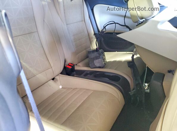 W04WH3N57JG088542 2018 BUICK CASCADA Белый Вид задних сидений
