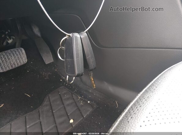 W04WT3N57GG130165 2016 BUICK CASCADA Черный Вид панели приборов