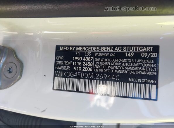 W1K3G4EB0MJ269440 2021 MERCEDES-BENZ A 220 White Vista del compartimento del motor
