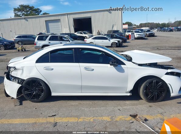 W1K3G4EB0MJ269440 2021 MERCEDES-BENZ A 220 White Vista interior trasera