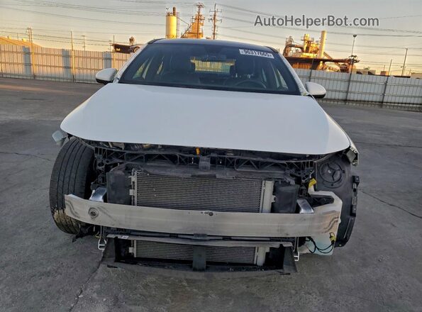 W1K3G4EB1NJ337794 2022 MERCEDES-BENZ A Белый Вид спереди
