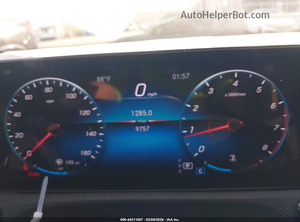 W1K3G4EB2NJ377771 2022 MERCEDES-BENZ A 220 Black Widok tylnych siedzeń