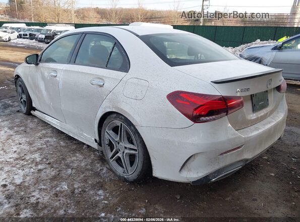 W1K3G4FBXNJ341597 2022 MERCEDES-BENZ A 220 Белый Задняя левая четверть
