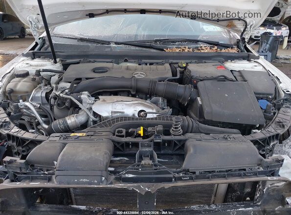 W1K3G4FBXNJ341597 2022 MERCEDES-BENZ A 220 Белый Вид сзади