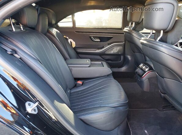 W1K6G6DB9NA100660 2022 MERCEDES-BENZ S Black Widok tylnych siedzeń