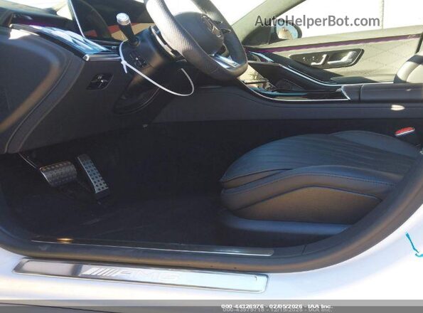 W1K6G8CB2SA322868 2025 MERCEDES-BENZ AMG S 63 E White Widok z przodu