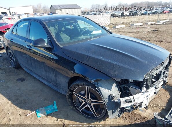 W1KAF4HB1PR103066 2023 MERCEDES-BENZ C-CLASS Black Передня права чверть