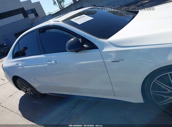 W1KAF8HB6TR309520 2026 MERCEDES-BENZ AMG C 43 Белый Вид задней части салона