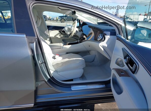 W1KCG4EB8PA042470 2023 MERCEDES-BENZ EQS 580 Серый Вид салона спереди