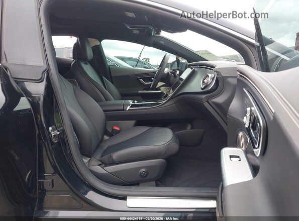 W1KEG2BB8RF058014 2024 MERCEDES-BENZ EQE 350+ Black Vista interior delantera
