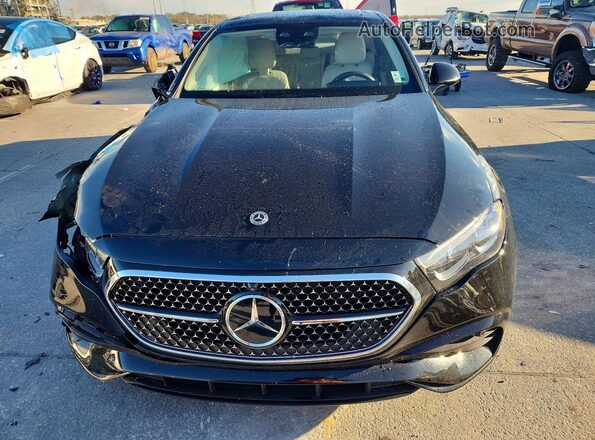 W1KLF4HB3SA113341 2025 MERCEDES-BENZ E Черный Вид спереди