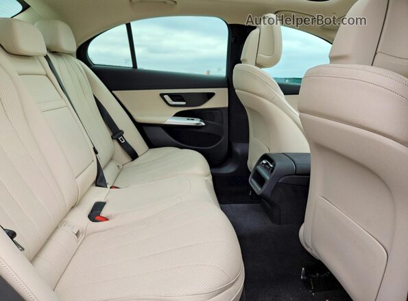 W1KLF4HB9SA093614 2025 MERCEDES-BENZ E Черный Вид задних сидений
