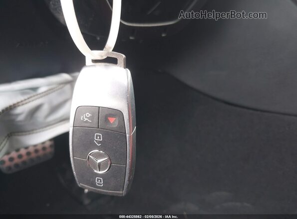 W1KWF6EB3LR571316 2020 MERCEDES-BENZ AMG C 43 Черный Вид панели приборов