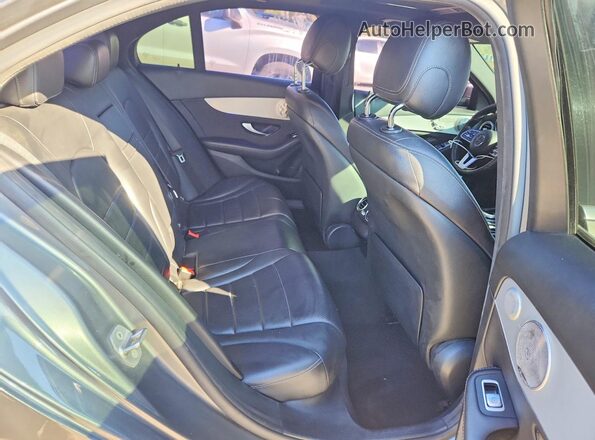 W1KWF8DB7MR652821 2021 MERCEDES-BENZ C Серый Вид задней части салона