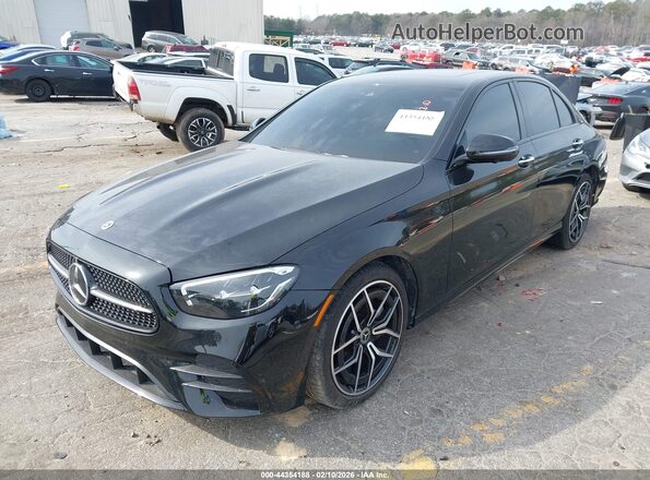 W1KZF8DB3PB184158 2023 MERCEDES-BENZ E-CLASS Черный Передняя левая четверть