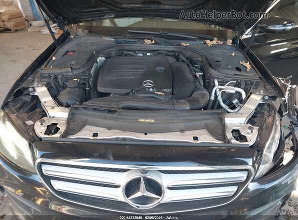 W1KZF8EB6LA802510 2020 MERCEDES-BENZ E-CLASS Black Widok z tyłu