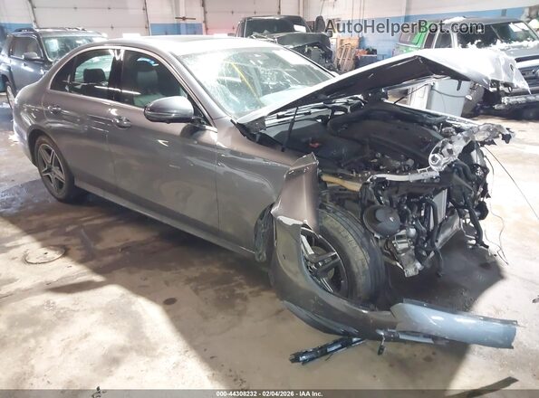 W1KZF8EB7NB094653 2022 MERCEDES-BENZ E-CLASS Gray Передня права чверть