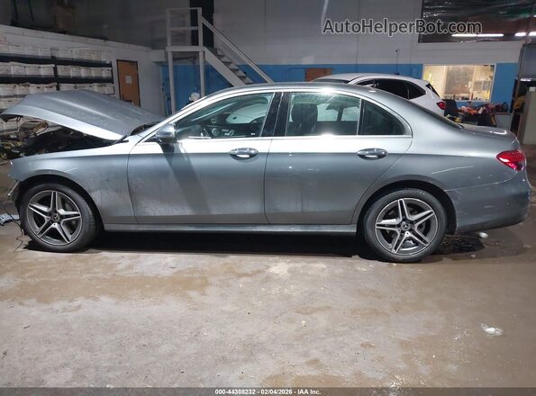 W1KZF8EB7NB094653 2022 MERCEDES-BENZ E-CLASS Gray Панорамний вид салону 360°