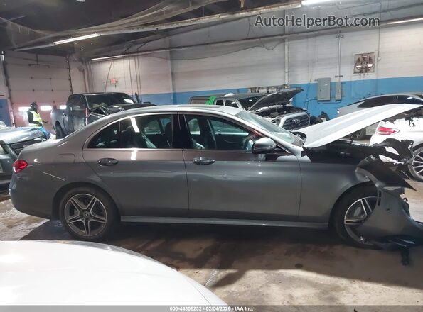 W1KZF8EB7NB094653 2022 MERCEDES-BENZ E-CLASS Gray Вид задньої частини салону