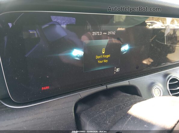 W1KZF8EB8PB168567 2023 MERCEDES-BENZ E-CLASS Черный Вид задних сидений