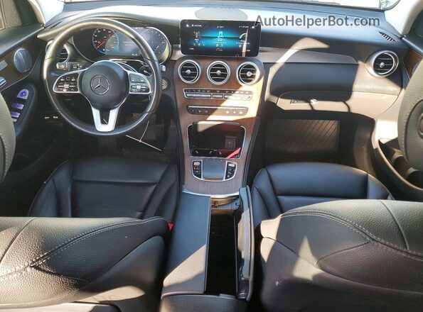W1N0G5DB8LF780389 2020 MERCEDES-BENZ GLC-CLASS Белый Вид панели приборов