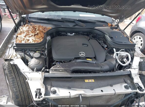 W1N0G8EB0MV319369 2021 MERCEDES-BENZ GLC 300 Серебряный Вид сзади