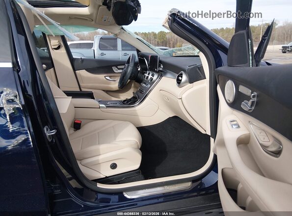 W1N0G8EB4MF952614 2021 MERCEDES-BENZ GLC 300 Черный Вид салона спереди