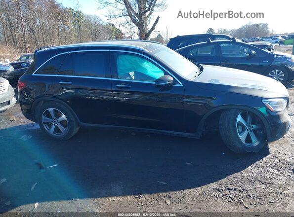 W1N0G8EB6NG121353 2022 MERCEDES-BENZ GLC 300 Black Widok wnętrza z tyłu