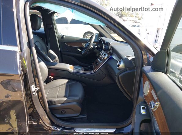 W1N0G8EB7MV323967 2021 MERCEDES-BENZ GLC 300 Black Widok wnętrza z przodu