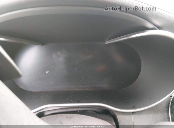 W1N0J8EB0PG164235 2023 MERCEDES-BENZ GLC 300 White Vista de los asientos traseros
