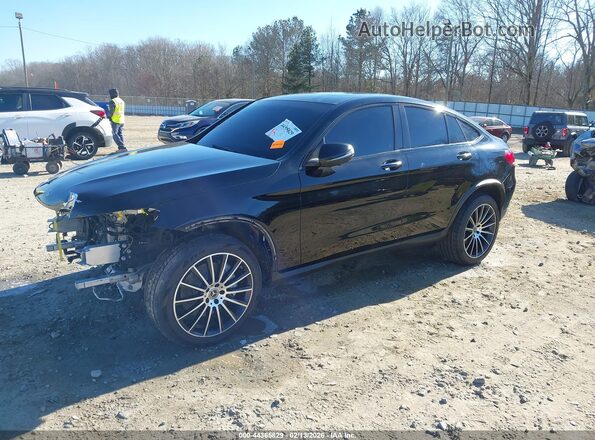 W1N0J8EB5LF857852 2020 MERCEDES-BENZ GLC 300 COUPE Черный Передняя левая четверть