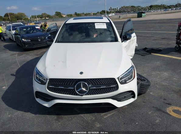 W1N0J8EB8MF877529 2021 MERCEDES-BENZ GLC 300 Белый Вид сзади