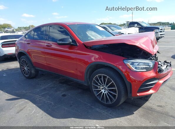 W1N0J8EBXLF848645 2020 MERCEDES-BENZ GLC 300 COUPE Красный Передняя правая четверть