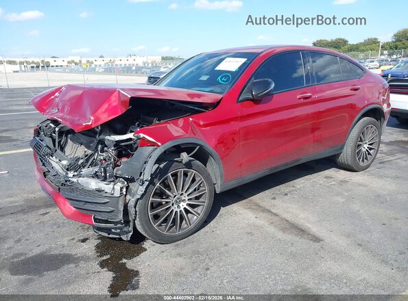 W1N0J8EBXLF848645 2020 MERCEDES-BENZ GLC 300 COUPE Красный Передняя левая четверть