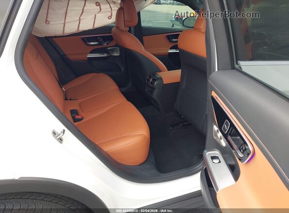 W1NKM4HB5RF207268 2024 MERCEDES-BENZ GLC 300 White Widok naklejki z numerem VIN