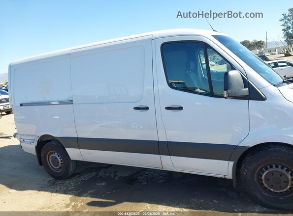W1Y4KBHY8ST201224 2025 MERCEDES-BENZ SPRINTER White Вид задньої частини салону