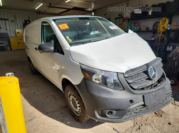 W1YV0BEY0P4314102 2023 MERCEDES-BENZ METRIS Белый Передняя правая четверть