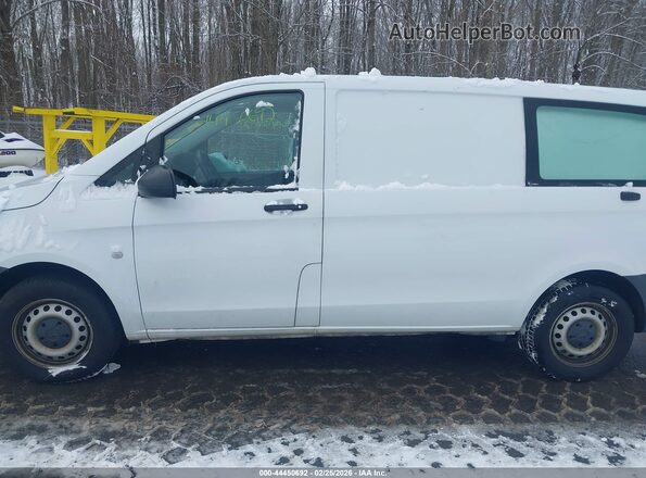 W1YV0BEY4M3904370 2021 MERCEDES-BENZ METRIS Белый Панорамный вид салона 360°