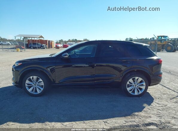 WA112BGF1SA017336 2025 AUDI Q6 E-TRON Black Панорамний вид салону 360°