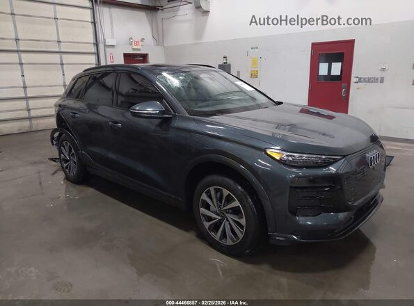 WA124BGF3SA044312 2025 AUDI Q6 E-TRON Черный Передняя правая четверть
