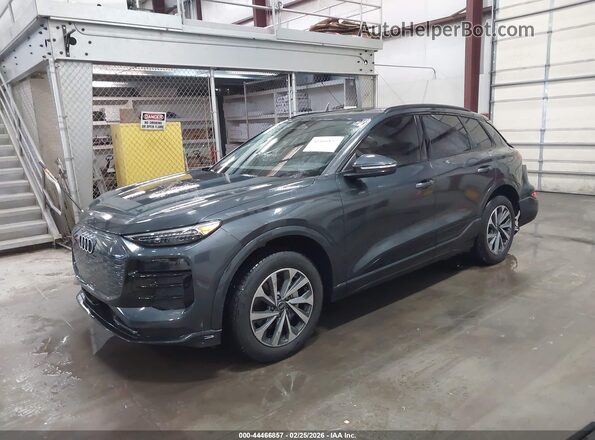 WA124BGF3SA044312 2025 AUDI Q6 E-TRON Черный Передняя левая четверть