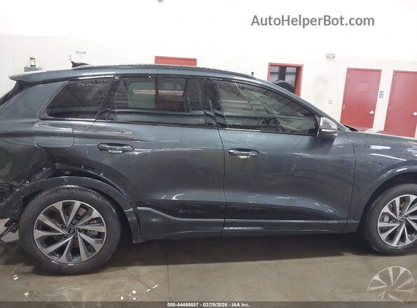 WA124BGF3SA044312 2025 AUDI Q6 E-TRON Черный Вид задней части салона