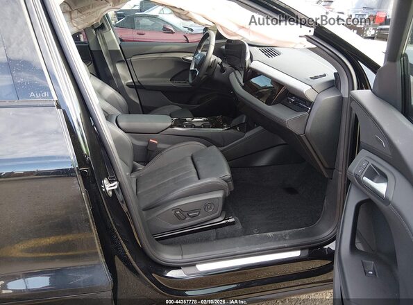 WA124BGF4SA042021 2025 AUDI Q6 E-TRON Черный Вид салона спереди
