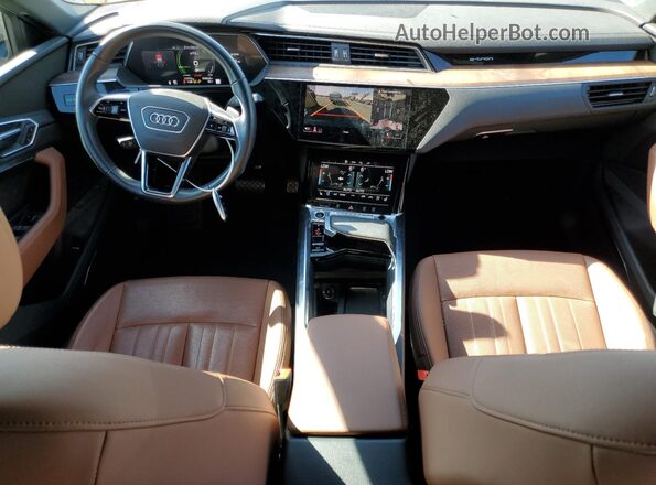WA12AAGE5NB037094 2022 AUDI E-TRON Черный Вид панели приборов