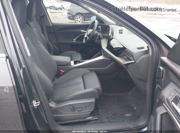WA12AAGU3S2008809 2025 AUDI ALL Серый Вид салона спереди